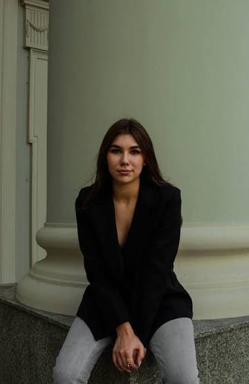 Anita W. (New York, USA)